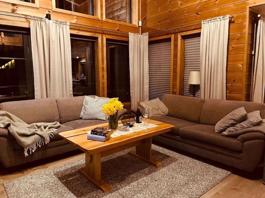 Cabin In Beautiful Surroundings At Harpefossen Nordfjordeid Zewnętrze zdjęcie