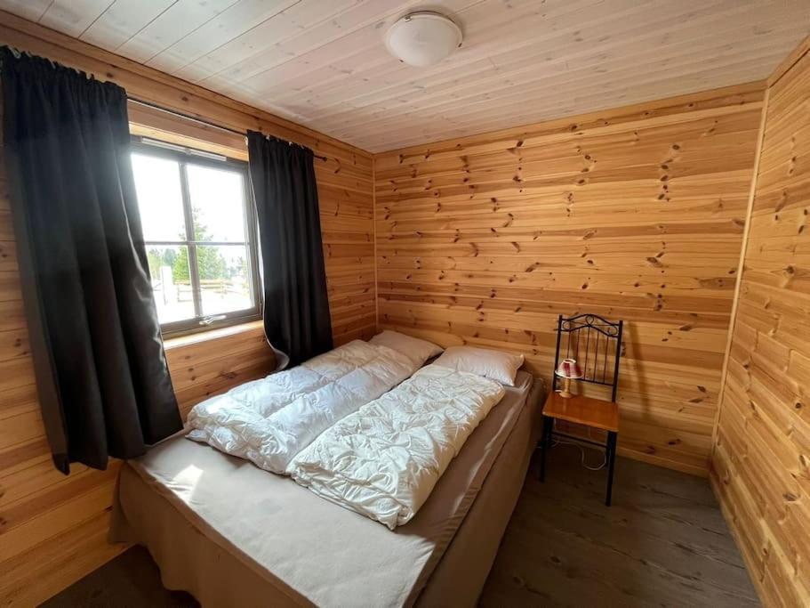 Cabin In Beautiful Surroundings At Harpefossen Nordfjordeid Zewnętrze zdjęcie